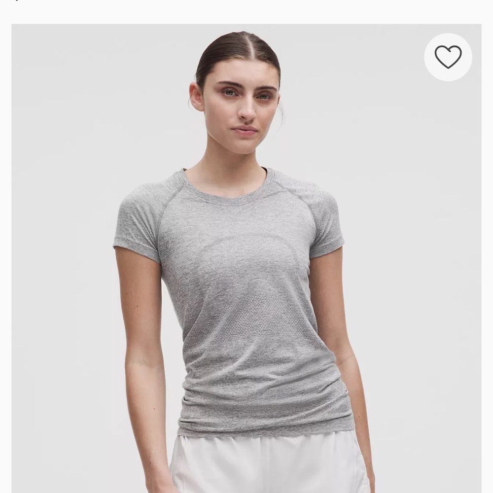Lululemon Athletica Heather Gray Short Sleeve Tee